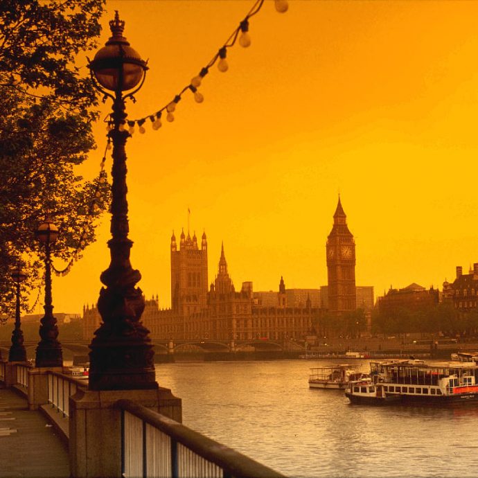 River Thames   London Wallpaper