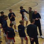 Koszykarze UJK Kielce przed meczem