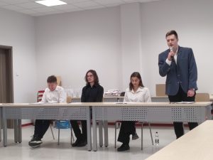 I debata zespołów2