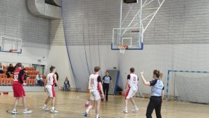 Sytuacja pod koszem UJK