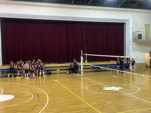 Drużyny na przerwie między akcjami