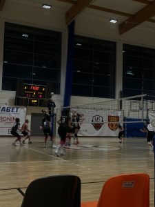 Atak zawodniczki UJK Kielce