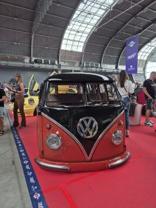 inbound7016330476589933422