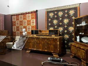 Messenger creation 80E102E1 C2AC 4F73 BCB9 D81B688939CE