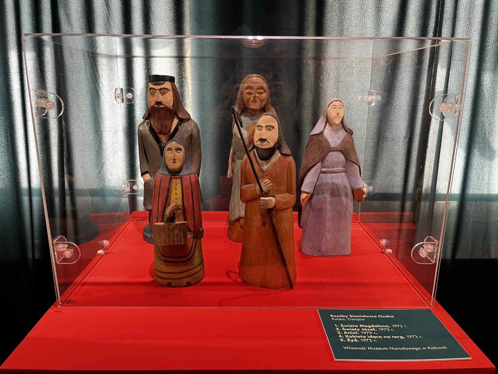 Messenger creation CCDC7EE2 2E8B 4DA7 9A42 91210751FDA3