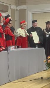 Uroczyste nadanie tytułu doktora honoris causa Markowi Żebrowskiemu na UJK
