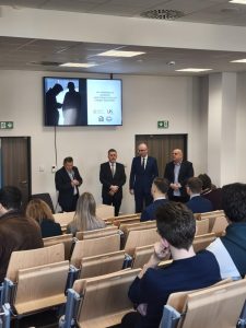 e1d88c2a 0936 48e9 9231 30a3a62dc55a